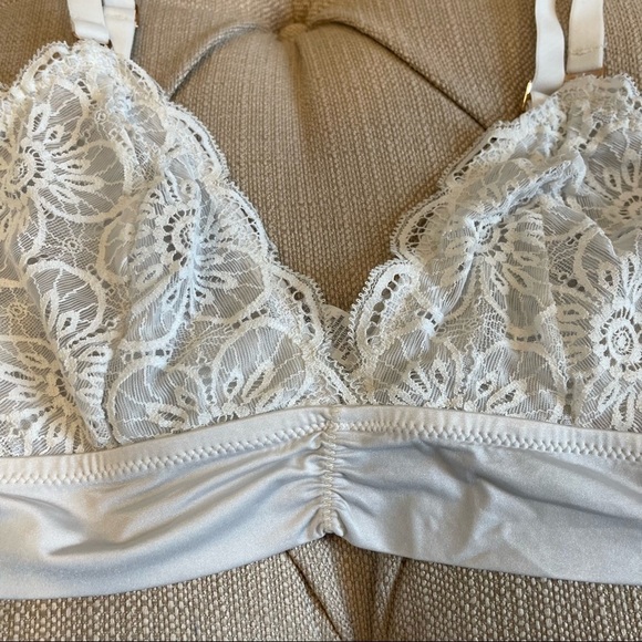 X: Aerie endless lace triangle bralette size L - Picture 2 of 5